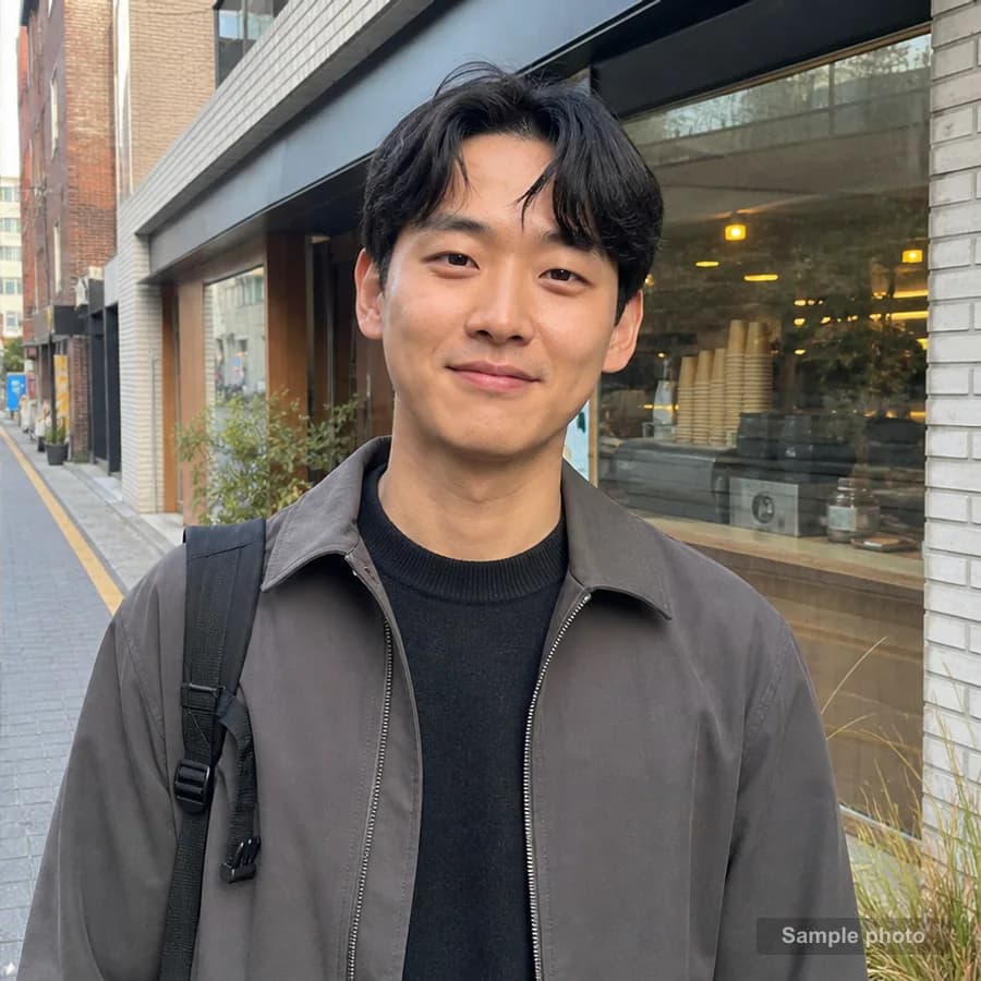 Minho Lee on a local Seoul route
