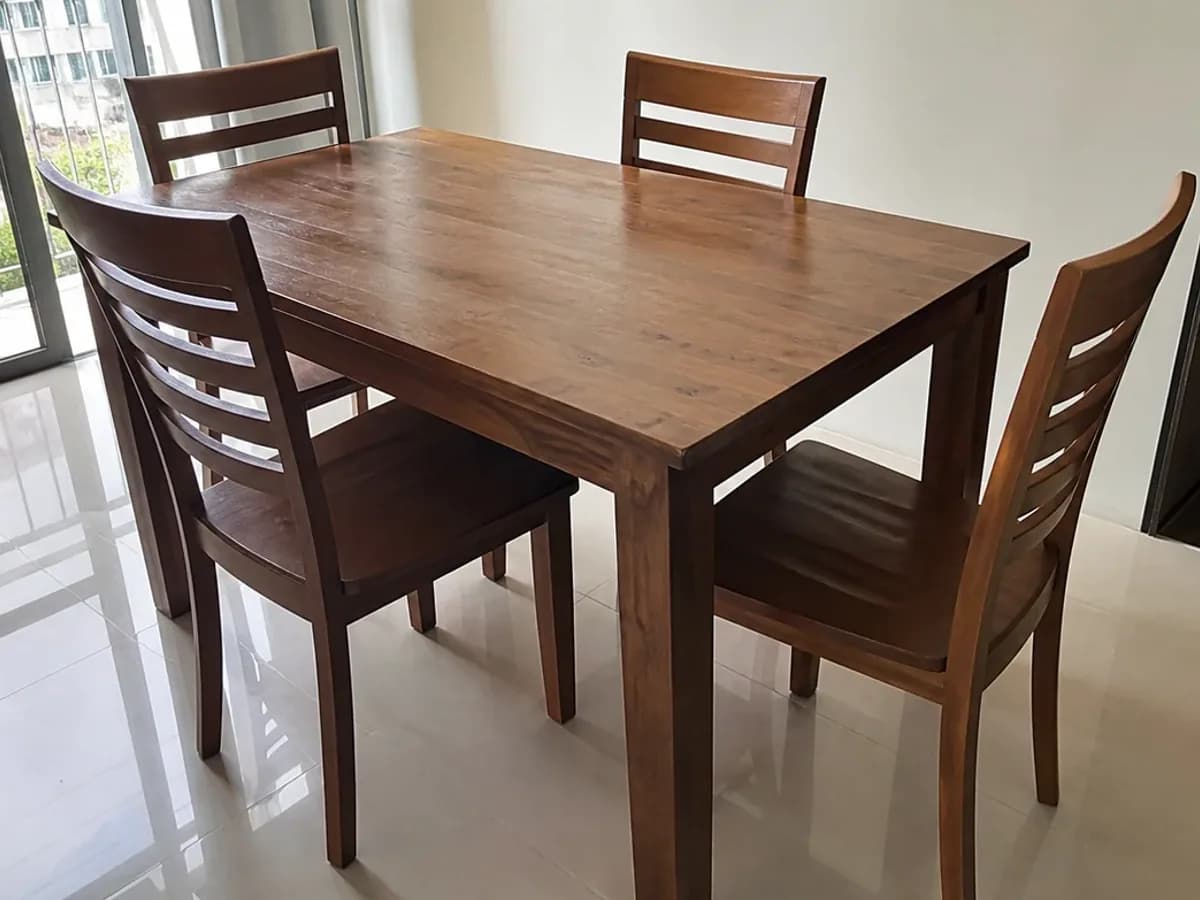 Solid Acacia Dining Table with Four Chairs detail photo