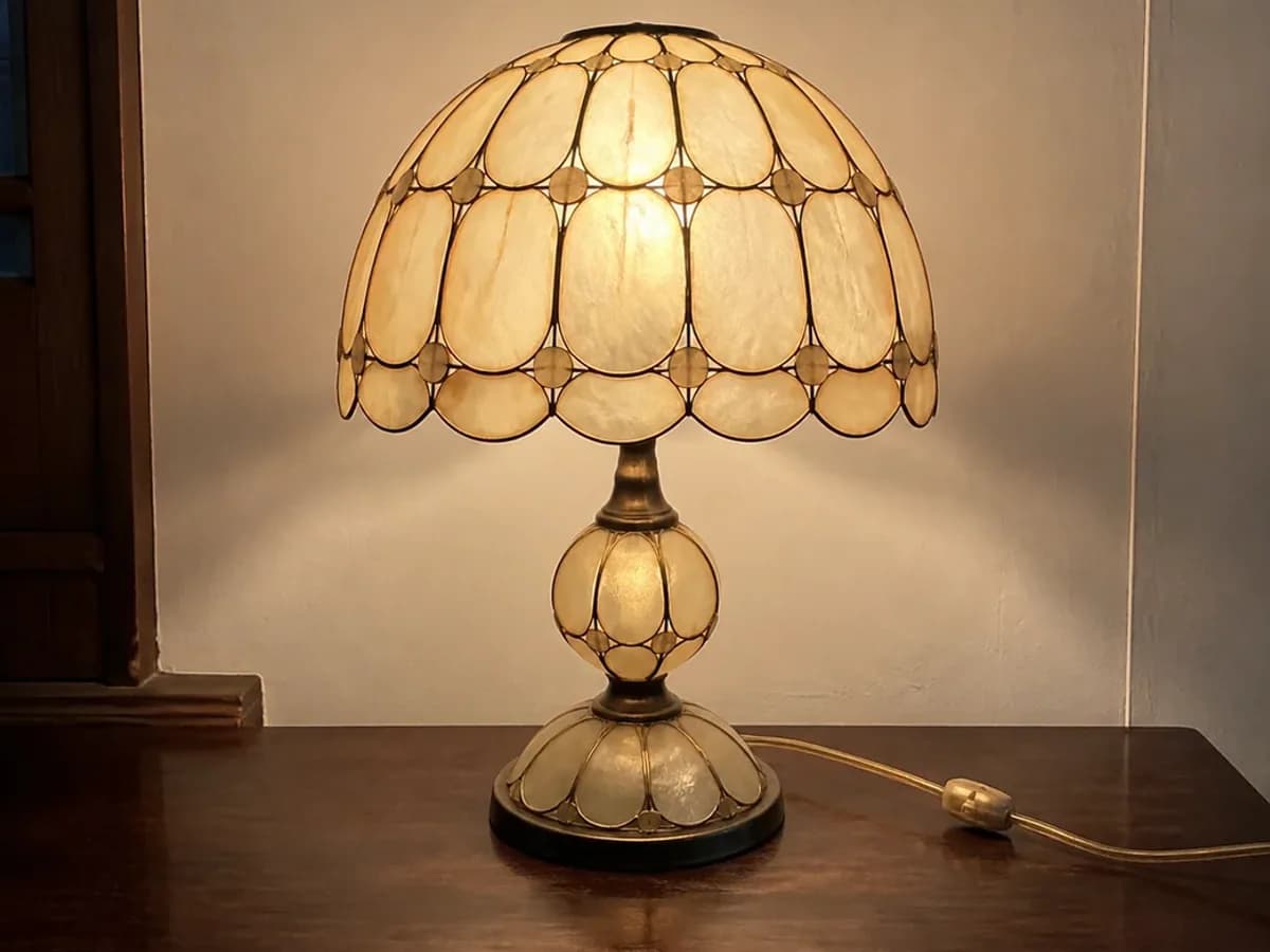 Vintage Capiz Shell Table Lamp detail photo